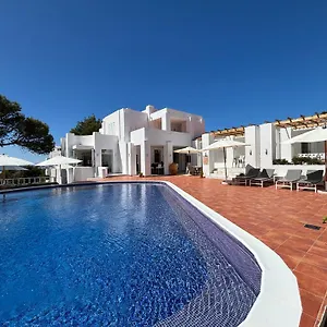 https://hotel-village.balearic-islands.net